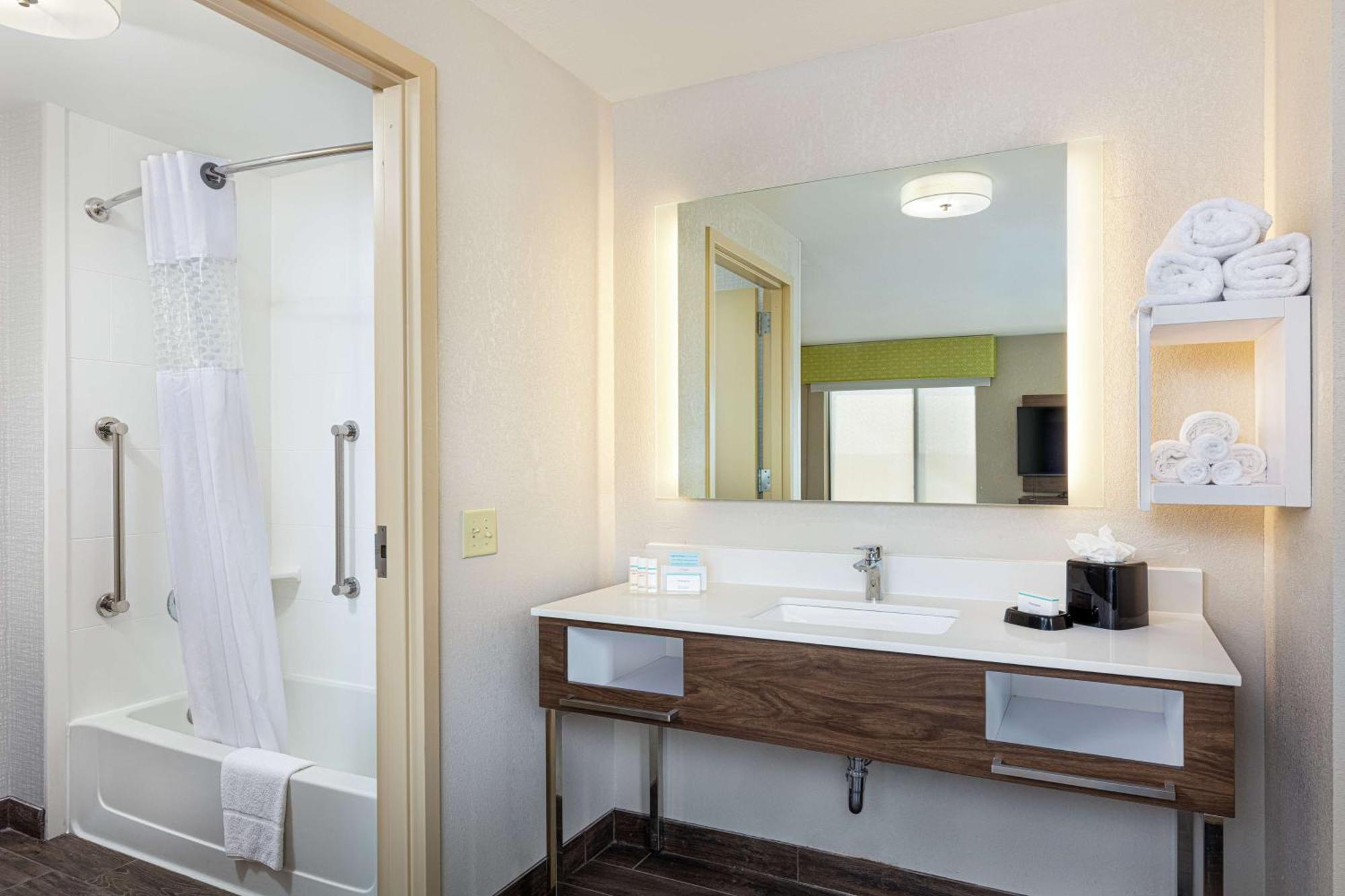 Newly Renovated Hampton Inn Omaha West Lakeside Luaran gambar