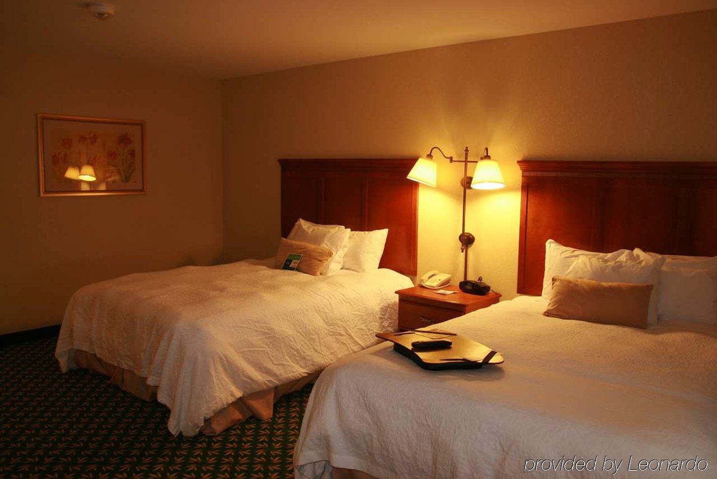 Newly Renovated Hampton Inn Omaha West Lakeside Bilik gambar